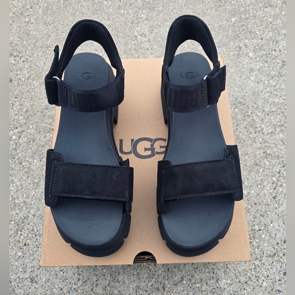 UGG Platform Sandals Women Size 10